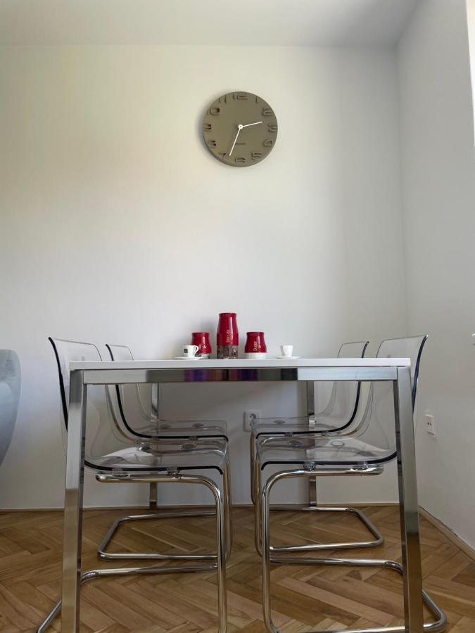 Apartman V Kratke Kamenicky Senov エクステリア 写真