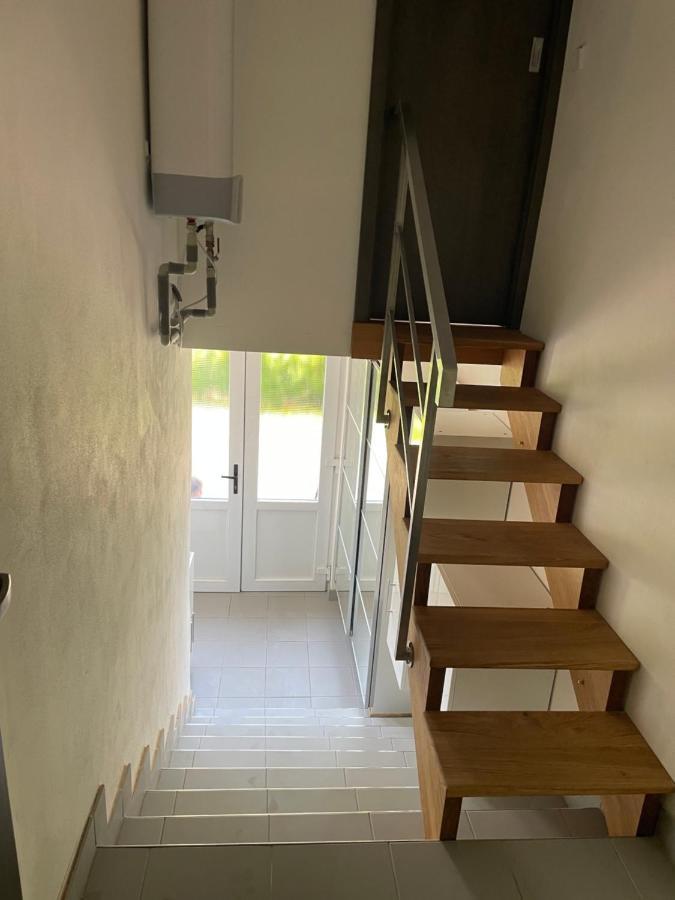 Apartman V Kratke Kamenicky Senov エクステリア 写真